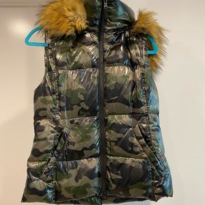 S13 Women's Snowcat Down Puffer Vest with Faux Fur Hood